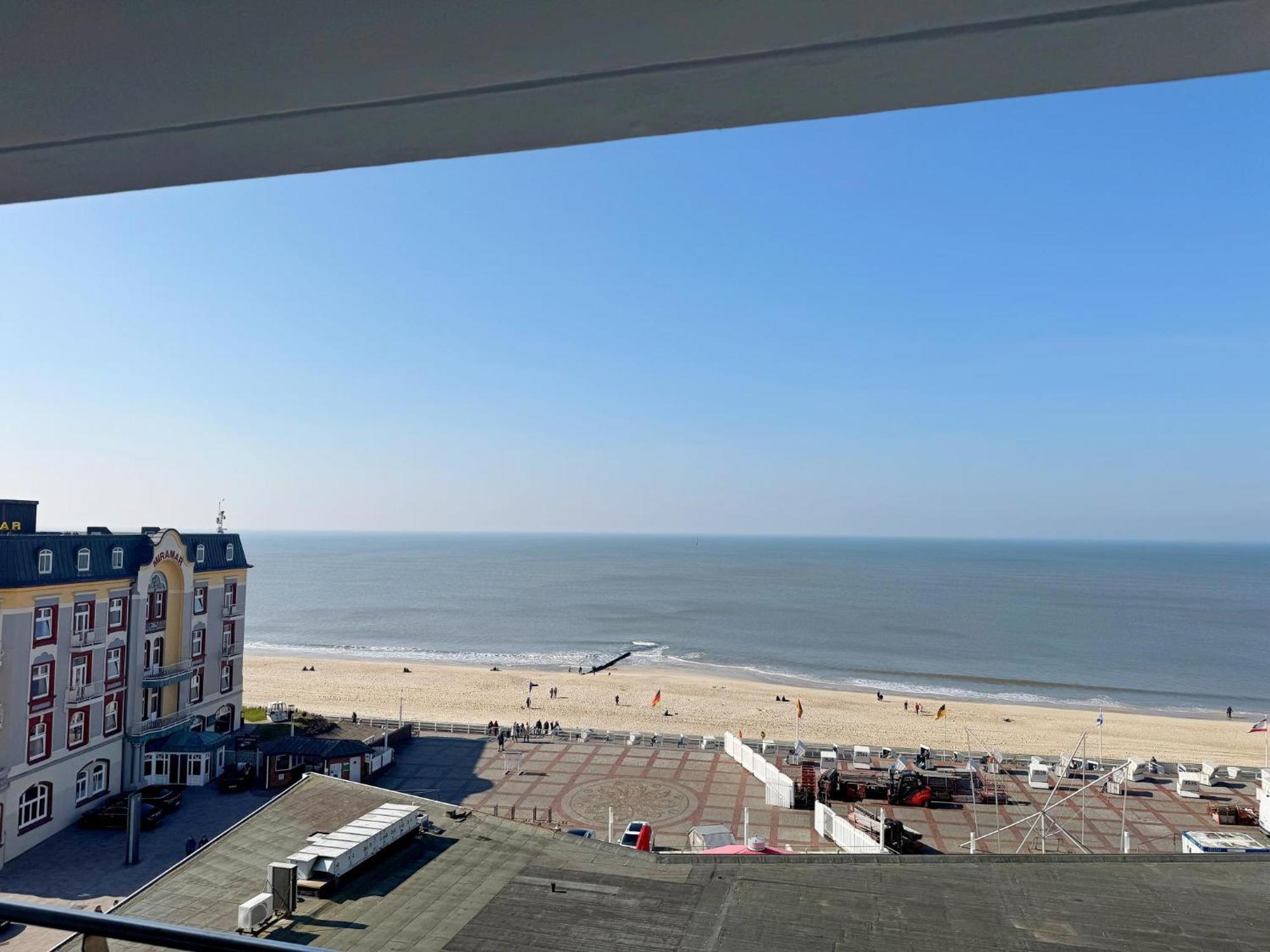 Haus Am Meer App104 Mit Meerblick Und Balkon Westerland Esterno foto